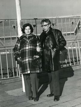 Janina i Józef Piotrowscy na Stadionie Ludowym