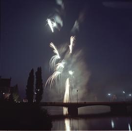 Pokaz sztucznych ogni z okazji zakończenia Dni Wrocławia 1969 r.