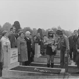 Uroczystość pobrania ziemi z cmentarza oficerów Armii Radzieckiej