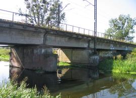 Most kolejowy nad Widawą
