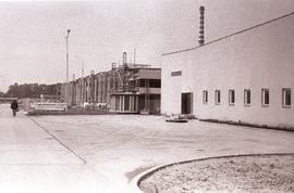 Budowa hali produkcyjnej zakładów Predom-Polar.