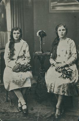 Portret dwójki kobiet