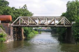 Most kolejowy nad Kanałem Miejskim