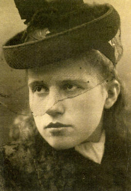 Portret Haliny Turek-Krysztoforskiej