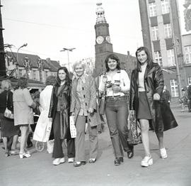 Kobiety na pl. Solnym we Wrocławiu