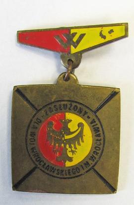 Złota Odznaka zasłużony dla Województwa Wrocławskiego i Miasta Wrocławia