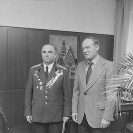 Płk Omar Jachjajew i Ludwik Drożdż