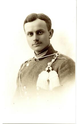 Edward Sztark w mundurze ułańskim